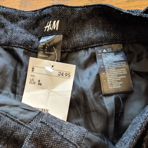 Shorts - Picture 5 of 7